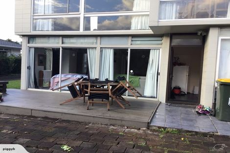 Photo of property in 31 Miramar Place, Pakuranga, Auckland, 2010