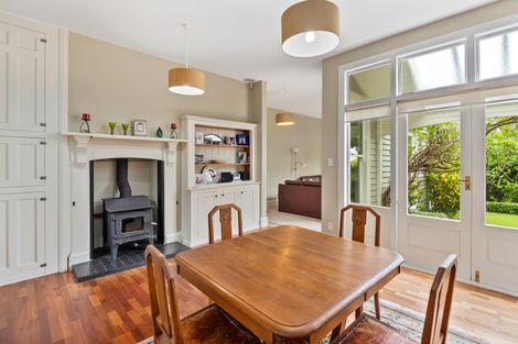 Photo of property in 93 Dyers Pass Road, Cashmere, Christchurch, 8022