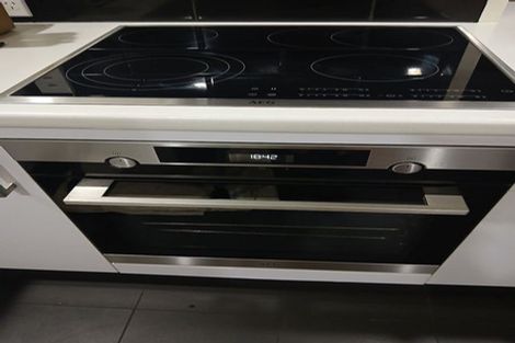 Photo of property in 63 Carlton Street, Bellevue, Tauranga, 3110