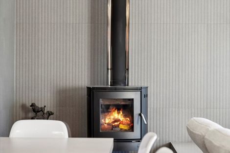 Photo of property in 5 Diamond Lane, Wanaka, 9305