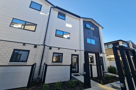 Photo of property in 3/183 Cambridge Terrace, Fairfield, Lower Hutt, 5011