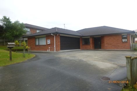 Photo of property in 9 Harrowglen Drive, Northcross, Auckland, 0632