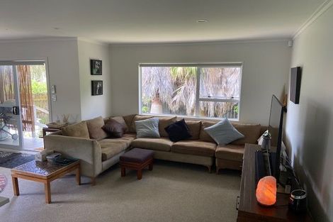 Photo of property in 2 Frank Hewitt Street, Pukekohe, 2120