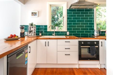 Photo of property in 63 Grafton Road, Roseneath, Wellington, 6011