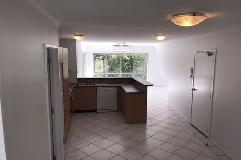 Photo of property in The Haven, 25/120 Beach Haven Road, Beach Haven, Auckland, 0626