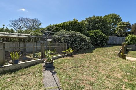 Photo of property in 4 Galvan Avenue, Sunnyhills, Auckland, 2010