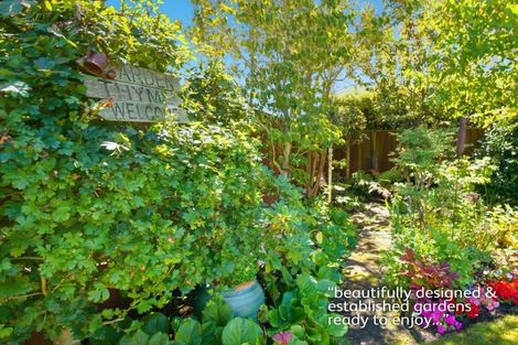 Photo of property in 23 Huntingdon Drive, Rangiora, 7400