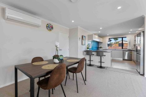 Photo of property in 68 Sunnyvale Street, Bell Block, New Plymouth, 4312