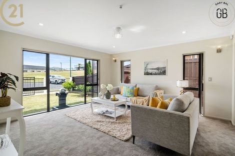 Photo of property in 7e Boeing Place, Goodwood Heights, Auckland, 2105