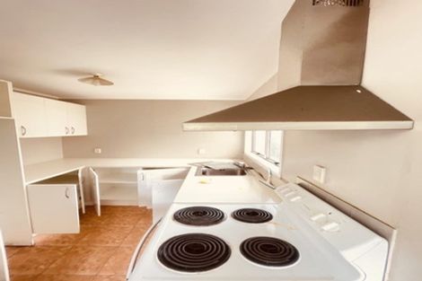 Photo of property in 16b Cedar Heights Avenue, Massey, Auckland, 0614