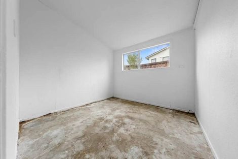 Photo of property in 9 Kopu Place, Clendon Park, Auckland, 2103