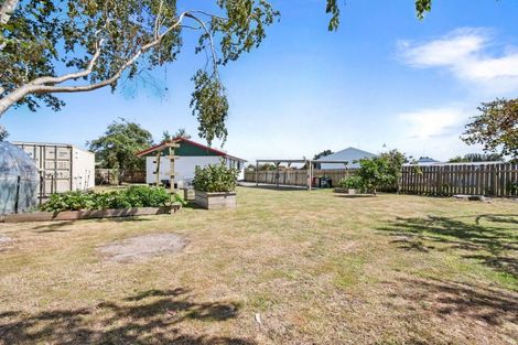 Photo of property in 34 Kowhai Street, Tokomaru, Palmerston North, 4474