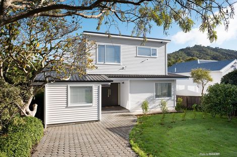 Photo of property in 8 Nicholson Road, Khandallah, Wellington, 6035