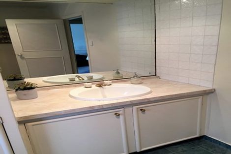 Photo of property in 74 Clarence Road, Northcote Point, Auckland, 0627