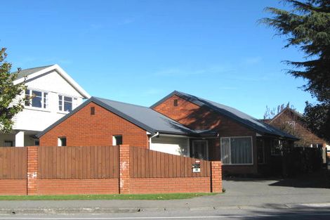 Photo of property in 69 Wairakei Road, Bryndwr, Christchurch, 8052