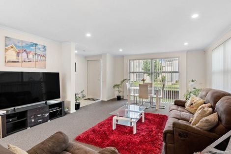 Photo of property in 29 Hollowout Street, Takanini, 2112