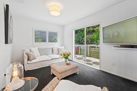 Photo of property in 2/39 Simmental Crescent, Somerville, Auckland, 2014