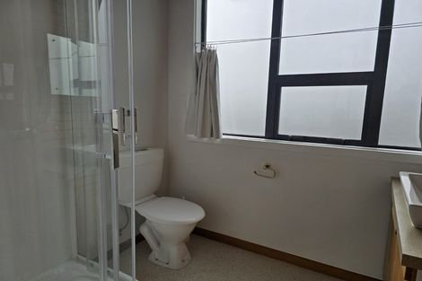 Photo of property in 8a Ludecke Place, Sockburn, Christchurch, 8042