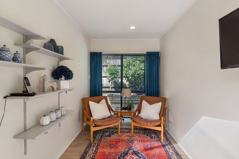 Photo of property in 1/4 Omana Road, Milford, Auckland, 0620