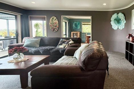 Photo of property in 154 Ohinepanea Road, Pukehina, Te Puke, 3186