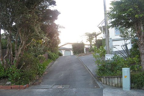 Photo of property in 12 Malda Grove, Khandallah, Wellington, 6035