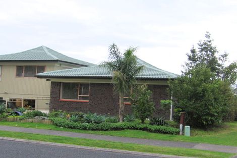 Photo of property in 7 Sunnyview Avenue, Shelly Park, Auckland, 2014