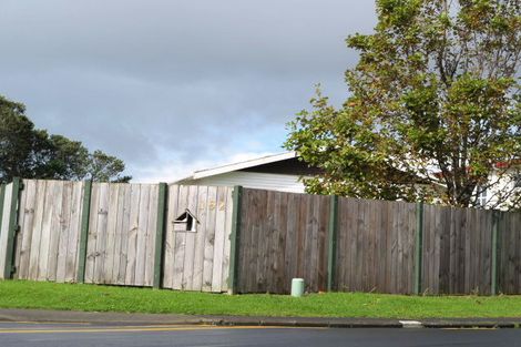 Photo of property in 144 Ridge Road, Howick, Auckland, 2014