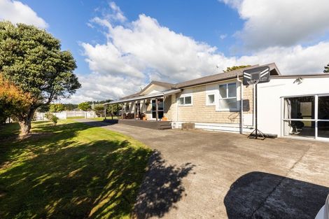 Photo of property in 37 Allan Road, Burgess Park, New Plymouth, 4371