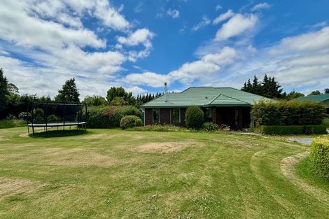 Photo of property in 5 Piako Drive, Darfield, 7571