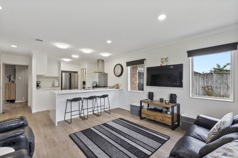 Photo of property in 13 Parkwood Place, Huntington, Hamilton, 3210