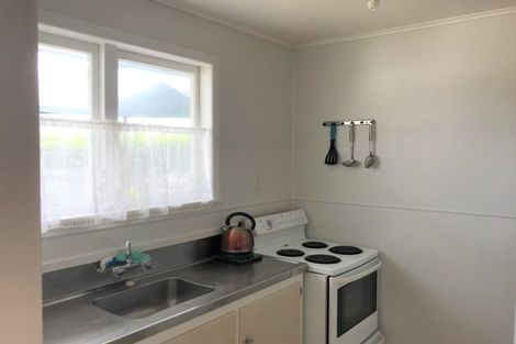 Photo of property in 19 Tairere Crescent, Rosehill, Papakura, 2113