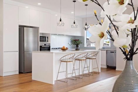 Photo of property in 109 Kowhai Road, Mairangi Bay, Auckland, 0630