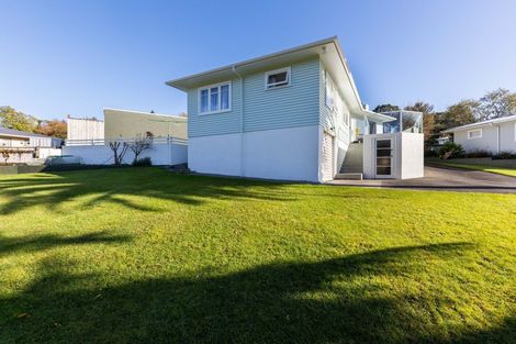 Photo of property in 28 Elizabeth Place, Ferndale, New Plymouth, 4310