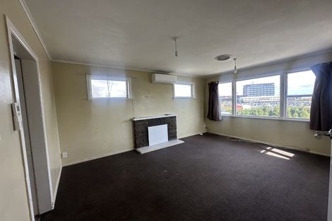 Photo of property in 61 Penrose Road, Mount Wellington, Auckland, 1060