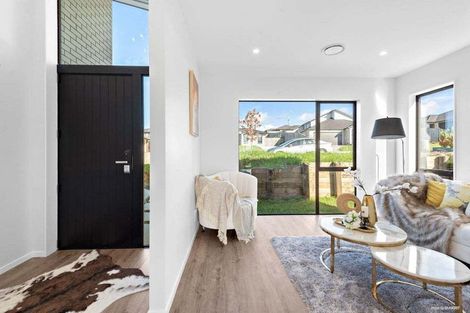 Photo of property in 32 Thomason Crescent, Pokeno, 2402