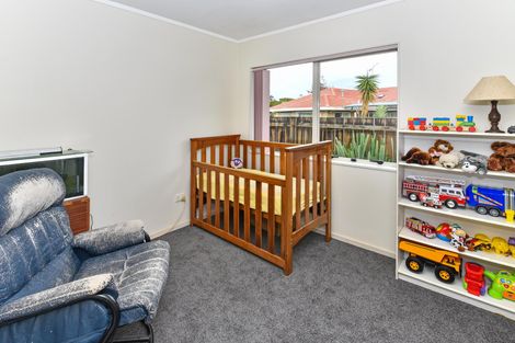Photo of property in 84 Tington Avenue, Wattle Downs, Auckland, 2103