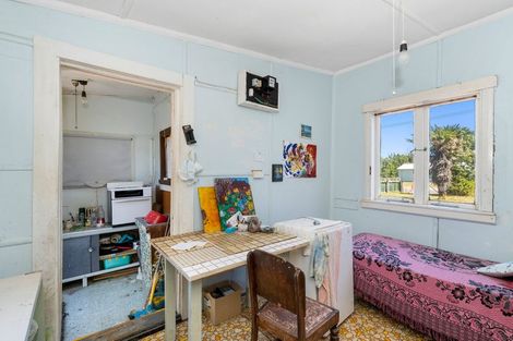 Photo of property in 98 Park Avenue, Waitarere Beach, Levin, 5510