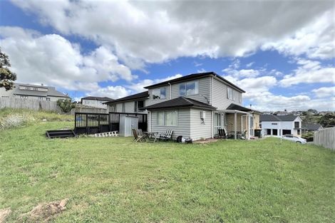 Photo of property in 27 Mantra Road, Massey, Auckland, 0614