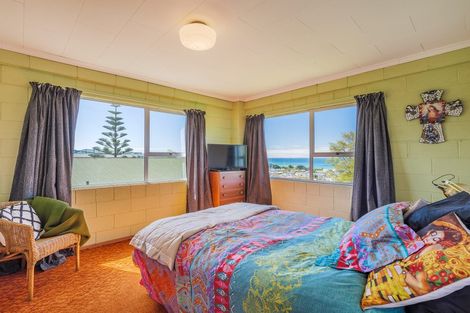 Photo of property in 4 Winston Place, Kew, Dunedin, 9012