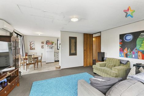 Photo of property in 2/19 Eldon Grove, Taita, Lower Hutt, 5019