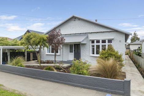 Photo of property in 19 West Avenue, Saint Clair, Dunedin, 9012