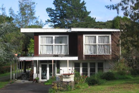 Photo of property in 27 Hartley Terrace, Massey, Auckland, 0614