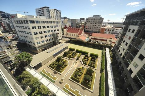 Photo of property in Sanctum Apartment, 10 Ebor Street, Te Aro, Wellington, 6011