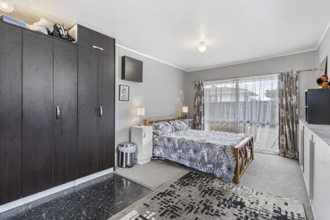 Photo of property in 2/14 Cosgrave Road, Papakura, 2110