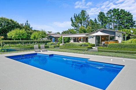 Photo of property in 36 Manutahi Road, Hillsborough, New Plymouth, 4372