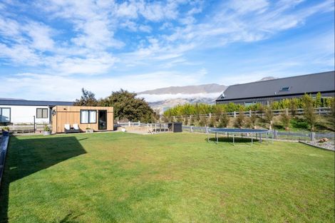 Photo of property in 9 Bull Ridge, Wanaka, 9305