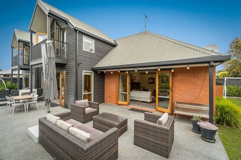 Photo of property in 53b Garreg Road, Bryndwr, Christchurch, 8052