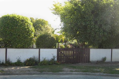 Photo of property in 21 Neal Street, Temuka, 7920