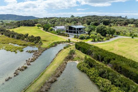 Photo of property in 56 Thelma Road, Mangawhai Heads, Mangawhai, 0505