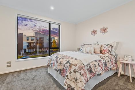 Photo of property in 26 Hobsonville Point Road, Hobsonville, Auckland, 0616